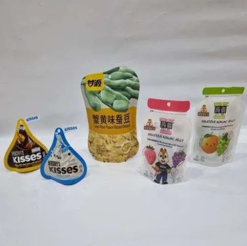 Mẫu t&uacute;i c&oacute; v&ograve;i v&agrave; t&uacute;i đứng minh họa phương &aacute;n đ&oacute;ng miệng